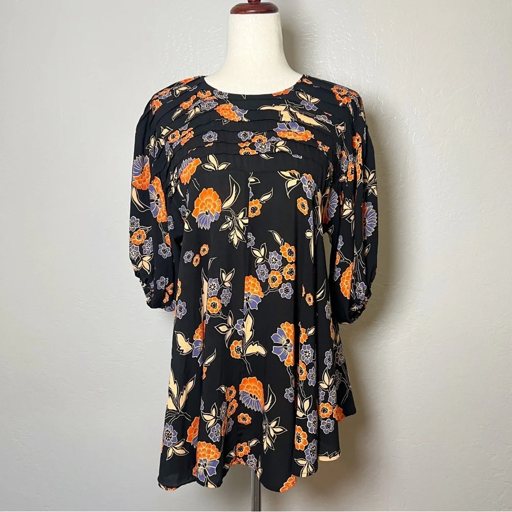 •FREE PEOPLE• Edie Oversized Open Back Hi Low Tunic‎ Top in Black Floral Size XS